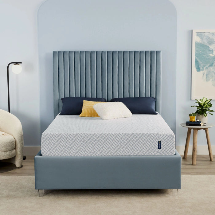 Sheep Retreat 10" Medium Memory Foam Mattress image